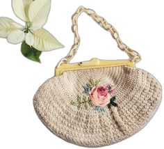 Vintage Crochet Bag For Spring, Vintage Cream Crochet Handmade Bag, Vintage Cream Handmade Crochet Bag, Vintage Handmade Cream Crochet Bag, Rose Clutch, Butterfly Ornaments, Embroidered Roses, White Ornaments, Boho Purses