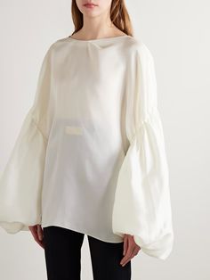 KHAITE Quico oversized silk blouse | NET-A-PORTER Silk Slip, White Silk, Dream Clothes, Sport Pants, Jeans Dress, Silk Blouse, Net A Porter, Women Collection, Denim Dress