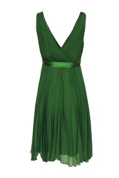 You will surely look as beautiful as a precious stone in this lovely emerald green mini dress from Rebecca Taylor. The pleated chiffon offers soft and floaty movement when you are wearing it. The soft fabric and movement will have you wearing this piece with elegance and delicacy. Pair with a matching emerald heel for any of your upcoming dressy events. Size 6 Shell & Lining: 100% Silk Concealed side zipper Fully lined A-line silhouette Surplice V-neckline Pleated detail Satin waist belt Bust 33 Pleated A-line Chiffon Party Dress, Green V-neck Chiffon Party Dress, Chic Green A-line Chiffon Dress, Elegant Green Chiffon Summer Dress, Elegant Chiffon A-line Pleated Dress, Green Formal Dress With Pleated Bodice, Formal Green Dress With Pleated Bodice, Green Pleated Party Dress, Elegant Green Chiffon Bridesmaid Dress