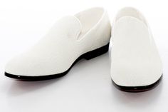 Baroque Shoes, White Dress Shoes Men, Dinner Jackets, Metallic Loafers, White Dress Shoes, Velvet Loafers, White Damask, Velvet Fashion, Black Man