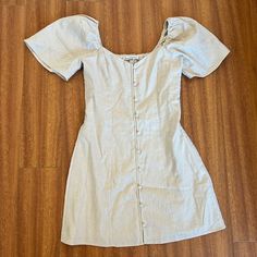 Brand New With Tags Size Small Abercrombie & Fitch Linen Blend Button Down Mini Dress Short Sleeve Women Beige Sand Color Summer Linen Mini Dress With Buttons, Spring Beige Button-up Mini Dress, Beige Button-up Mini Dress For Spring, Buttoned Linen Mini Dress, Fitted Linen Mini Dress For Daywear, Short Sleeve Dresses With Button Cuffs For Day Out, Fitted Linen Mini Dress For Day Out, Fitted Button Mini Dress For Daywear, Fitted Mini Dress With Buttons For Daywear