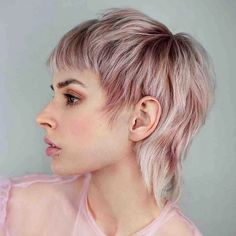 Pixie Wolfcut, Short Grunge Hairstyles, Kid Haircuts, Mullet Hairstyles, Mullet Hair, Shaggy Pixie, Shaggy Short Hair