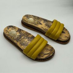 Vince Camuto Women's Kandler Puffy Pool Slide Sandals Yellow Leather Size 7.5m New In Box-Floor Sample Color-Yellow Baby Sheep Soft Quilting Adds Cushioning Comfort And Stylish Dimension To The Understated Slide Profile Of The Kandler Sandals From Vince Camuto. 1/4" Heel Round-Toe Slip-On Platform Sandals Quilted Strap Detailing Leather Upper; Leather Lining; Manmade Sole Made In Brazil Please Refer To Pictures For Details. Bundle And Save!!! Offers Welcome :) Gold 174 Comfortable Yellow Flat Slippers, Yellow Casual Flat Slippers, Casual Yellow Flat Slippers, Yellow Cushioned Slip-on Slippers, Yellow Slip-on Casual Slippers, Yellow Casual Slip-on Slippers, Yellow Synthetic Slides For The Beach, Yellow Slide Slides For Beach, Yellow Open Toe Synthetic Slides