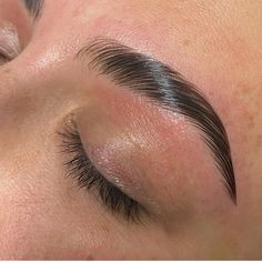 Lash Extension Esthetics, Brow Waxing Aesthetic, Eyebrow Lamination Aesthetic, Lamination Brows, Eyebrow Wax Aesthetic, Lash Lift Aesthetic Photo, Pedicure Pictures, Brow Waxing, Shape Brows