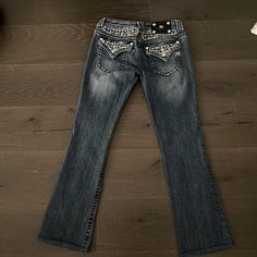 Size 27 Miss Mes In Brand New Condition, Good Material, Makes Hips And Butt Look Good Miss Me Jeans Outfit, Jeans Png, Miss Mes, List Ideas, Dream Style, Tokio Hotel, Miss Me Jeans, Jeans Color, Dream Clothes