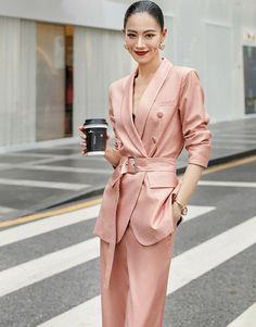 Pink Pantsuit, Bridal Pantsuit, Clothing Studio, Rosa Coral, Office Pants, Pink Belt, Belted Blazer, Pantsuits For Women, Belted Pants