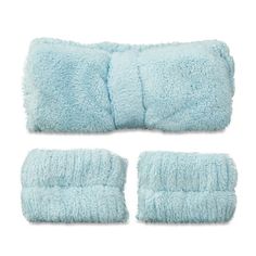 Discover the 3-Piece Headband and Wristband Wash Set in Teal, designed to provide a luxurious and comfortable skincare experience. This set includes one headband and two wristbands, all made from high-quality microfiber fleece, which is extremely absorbent, soft, and gentle on the skin. The headband features an adorable bow, adding a touch of luxury while neatly securing your hair during washing, bathing, and skincare routines. The wristbands are perfect for preventing water from dripping down y Makeup Routines, Skincare Routines, Spa Headband, Skincare And Makeup, Fabric Headbands, Braided Headband, Elastic Headbands, Makeup Application, Luxury Skincare