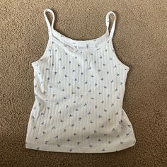 Gap Brand New Condition Girls Size 10 Trendy Gap Tank Top For Spring, Cute White Sleeveless Top, Trendy Gap Summer Tank Top, Trendy Gap Tank Top For Summer, White Fitted Top By Gap, Fitted White Gap Top, White Cotton Tank Top By Gap, Gap Cotton Casual Tank Top, Gap Cotton Tank Top For Summer