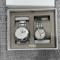 Fossil Silver Couple’s Watches -Never Worn -Great Gift -Fully Functional White Gold Watches With Date Display For Gift, White Gold Watches With Date Display As Gift, White Watch With Date Display As Gift, Timeless Silver Analog Watch, Timeless Watch With Date Display As Gift, Timeless Watches With Date Display As A Gift, Timeless Gift Watches With Date Display, Silver Analog Watch Accessories As Gift, Silver Timeless Watch With Date Display