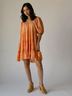 Tangerine Orange Color, Dressy Summer Outfits, Outfit Ideas Dressy, Date Night Outfit Summer, Summer Capsule Wardrobe, Tangerine Orange, Puff Sleeve Dress, Basic Dress, Puffed Sleeves Dress