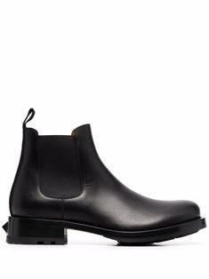 black leather signature Roman Stud detailing low block heel elasticated side panels pull-on style pull-tab at the heel leather lining Beatle Boots, Studded Ankle Boots, Leather Cap, Beach Tote Bags, Side Panels, Pull Tab, Lanvin, Mens Shoes Sneakers, Valentino Garavani