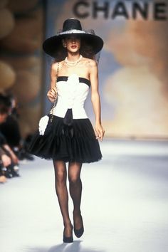 Dorothy Dandridge, Chanel Runway, 90s Runway Fashion, Vintage Runway, Mode Chanel, Grunge Look