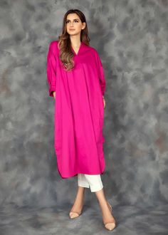 Pure cotton bright Fuscia pink long top Pink Kurti, Stylish Kurtis, Stylish Kurtis Design, Pakistani Fashion Casual, Stitching Dresses, Kurti Designs Latest, Desi Fashion Casual, Simple Pakistani Dresses, Designer Dresses Casual