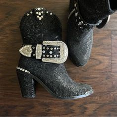 Reposhing This Item I Purchased From @Saverthbuyresle. Loved It, But Ready To Rotate For Something New. Questions? Leave A Comment Below! Dolls Kill Shoes, Dolls Kill, Shoes Heels Boots, Something New, Cowboy Boots, Shoes Women Heels, Black Boots, Heeled Boots, Cowboy