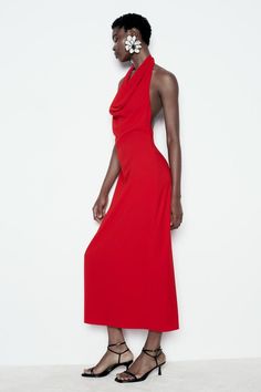 MIDI HALTER DRESS - Red | ZARA United States Midi Halter Dress, Zara Red Dress, Red Halter Dress, Vestidos Halter, Trench Coat Dress, Back Back, Zara Outfit, Dress Zara, Halter Midi Dress