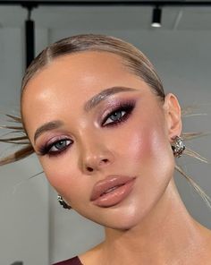 Creative Everyday Makeup, Makeup Trends 2024, 2024 Makeup Trends, Mario Makeup, Make Up Trend, Night Make Up, Thick Baddie, 2024 Makeup, Best False Lashes