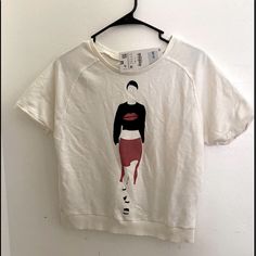 New With Tag And Never Used Size M From Zara Kv4 Fake Zara Tshirt Story, Zara Tshirt, Oversized Tee Shirt, Zara T Shirt, White Tee Shirts, Zara Shirt, Zara White, Grey Tee, Striped Crop Top