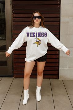 Bring the energy of the game to your wardrobe with our Minnesota Vikings oversized long sleeve tee with ribbed neckline and cuffs. Showing off your Minnesota Vikings spirit will be a breeze. Vikings Clothes, Vikings Football, Big Goals, Oversized Long Sleeve, Minnesota Vikings, Ribbed Neckline, The Energy, Long Sweaters, Long Sleeve Tee