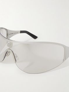 Acne Studios always puts a modern lens on things, as these sunglasses illustrate. They have sporty stainless steel frames that wrap around your temples, providing greater sun protection. One side is punctuated with a logo-engraved heart charm. Acne Shop, Cycling Accessories, Sunglasses For Men, Stainless Steel Frame, Optical Frames, Luxury Gifts, Silver Man, Sunglass Frames, Eyewear Sunglasses