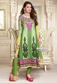 Salwar Kameez Neck Designs, Buy Salwar Kameez Online, Kameez Designs, Tight Dress Outfit, Movie Reviews