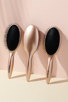 Detangling & Smoothing Brush | The Hair Edit Pale White Skin, Best Hair Brush, Salon Pictures, Hair Care Tools, Straight Teeth, Haute Hair, Hair Grips, Hair Supplies, Best Brushes