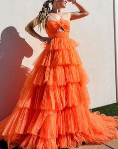 Fitted Homecoming Dresses, One Shoulder Homecoming Dress, Tulle Long Dress, Tulle Long Prom Dress, Prom Dress Pictures, Prom Dress Inspo, Beading Embroidery, Beautiful Prom Dresses, Pretty Prom Dresses