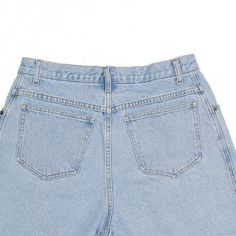 Item is in good used condition. > Size: S > Waist Size: 30" > Inside Leg: 4" > Rise: 13" > Hem: 13" Mid-rise Jean Shorts For Streetwear, Mid-rise Denim Blue Jean Shorts For Streetwear, Y2k Cutoff Jeans For Streetwear, 90s Style High Rise Bottoms For Streetwear, 90s Style Short Length Jeans For Streetwear, 90s Denim Blue Mid-rise Bottoms, High Waist Light Wash Jean Shorts For Streetwear, High Rise Jean Shorts With Belt Loops For Streetwear, 90s Mid-rise Denim Blue Bottoms