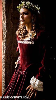 Tudor Aesthetic, Moda Medieval, Period Dress, Detachable Sleeves, Medieval Dress, Historical Costume, Historical Dresses, Costume Outfits, Fantasy Fashion