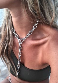 Lariat Necklace Silver, Love Street, Tie Necklace, Bold Necklace, Trending Necklaces, Lock Necklace, Toggle Necklace, Silver Necklace Statement, Necklace Statement