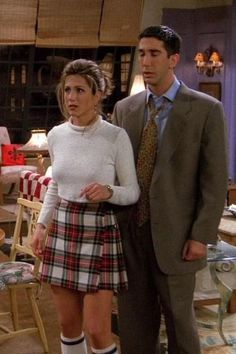 The Best Of Rachel Green From Friends Fashion 90s Fashion Party, Look 80s, Fashion Guys, Style Vert, Rave Shirts