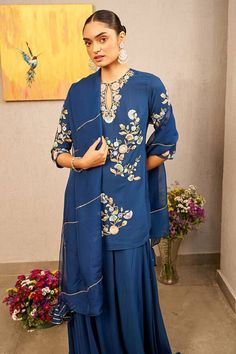 Blue kurta with thread embroidery in floral pattern. Paired with lehenga and dupatta. - Aza Fashions Blue Georgette Saree Set, Royal Blue Semi-stitched Set For Eid, Blue Unstitched Saree Sets, Unstitched Royal Blue Saree Set, Unstitched Blue Choli With Sheer Dupatta, Festive Blue Georgette Sets, Unstitched Blue Sets With Pallu, Blue Unstitched Set With Traditional Drape, Semi-stitched Blue Sets With Zari Work