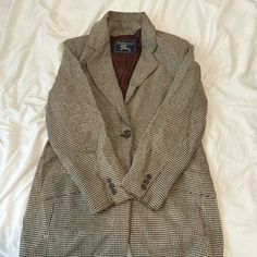 Houndstooth. Rare. 1 Small Rip Inside And 1 Very Small Snag In Bottom Outside (Pictured). Size 10. Medium Length. Vintage Houndstooth, London Vintage, Burberry Jacket, Vintage London, Wool Blazer, Medium Length, Blazer Suit, Blazer Jacket, Burberry