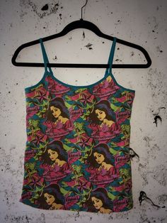 Vintage crop camisole top fits XS/S  Excellent condition! Y2k Cami Tank Top With Built-in Bra, Y2k Cami Top With Built-in Bra, Y2k Tops With Spaghetti Straps And Built-in Bra, Casual Multicolor Tops With Built-in Bra, Y2k Tank Top With Built-in Bra, Summer Graphic Print Cami Top, Y2k Printed Tank Top For Summer, Fitted Graphic Print Camisole Top, Graphic Print Cami Tops For Summer