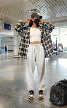 Nice Causal Outfits, Street Tomboy Style, Tomboy Style Outfits Fall, Tomboy Style Outfits Winter, Summer Tomboy Style, Causual Outfits 2022, Airport Look Winter, Tomboy Style Outfits Summer, Swaggy Outfits Summer