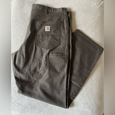 Rugged Flex Relaxed Fit Canvas Pocket 5 Pocket Work Pants, New With Tags. Size 40 X 32 Mens Work Clothes, Carhartt Overalls Mens, Carhart Pants, Carhartt Mens Pants, Utility Pants Men, Carhartt Cargo Pants, Canvas Work Pants, Carhartt Work Pants, Carhartt Overalls