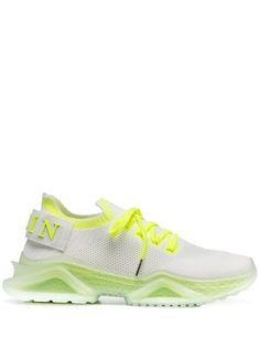 cloud white intarsia knit logo pull-tab at the heel front lace-up fastening branded insole round toe chunky rubber sole Knit Logo, Reebok Club C, Versace Outfit, Sports Trainers, Cloud White, Nike Air Max 97, Summer Beach Wear, Philipp Plein, Derby Shoes