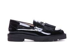 Stuart Weitzman black Mila loafers, patent leather, round toeComposition: 100% Patent Leather/ Rubber Sole Gorgeous Bags, Pump Sandals, Black Flats, Lace Boots, Flat Shoes, Clutch Handbag, Luxury Shoes, Luxury Boutique, Stuart Weitzman