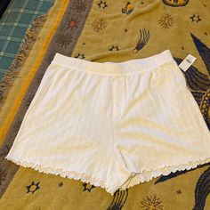 Cute White Pj Shorts. Has A Lettuce Hem At The Bottom And A Cute Pattern. High Rise! Casual Sleep Bottoms For Summer, Casual Summer Sleep Bottoms, White Short Bottoms For Pajama Party, White Short-length Bottoms For Pajama Party, White Short Length Bottoms For Pajama Party, Stretch Bottoms For Summer Pajama Party, Relaxed Fit Sleep Bottoms For Summer, White Bottoms For Sleep With Short Length, White Short-length Sleep Bottoms