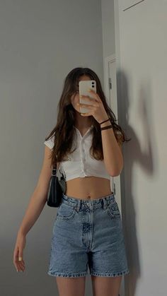 Crop Top Outfits, High Waisted Jeans, Korean Outfits, Teen Fashion Outfits, Looks Vintage, Retro Outfits