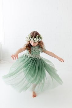 Bohemian Flower Girl, Green Flower Girl Dresses, Sienna Dress, Crochet Bohemian, Flower Girl Headpiece, Lace Flower Girl Dress, Flower Tiara, Tulle Wedding Gown, Toddler Flower Girl Dresses