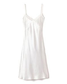 Pijamas Women, White Nightgown, Luxe Loungewear, Luxury Sleepwear, White Slip Dress, Silk Nightgown, Pajama Dress, Nightgowns For Women, Old Hollywood Glamour