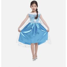 Spooktacular Girls' Ice Princess Elsa Dress-Up Costume Set, L Includes: - Dress Size: - Large (120-130cm) Blue Princess Dress For Fancy Dress, Light Blue Princess Dress For Dress-up, Light Blue Princess Style Fancy Dress, Blue Sleeveless Princess Dress For Fancy Dress, Cute Sleeveless Light Blue Princess Dress, Blue Sleeveless Dress For Fancy Dress, Blue Princess Dress For Costume Party, Blue Princess Style Dress For Costume Party, Playful Princess Dress For Dress-up