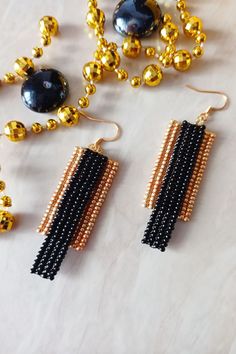 These interesting, stylish, unique double beaded earrings have a unique look, made of high-quality Czech beads and strong synthetic thread and gold-plated wire. Hook ears made of surgical steel (do not darken, does not cause allergies). Light and comfortable, lwonderful beaded earrings are suitable for everyday wear. Bright and elegant, which attract attention and emphasize your special look. Handmade with love. Woven Earrings, Earrings Hanging, Herringbone Stitch, Hanging Earrings, Handmade Beads, Czech Beads, Beaded Jewelry Diy, Bead Earrings, Jewelry Diy