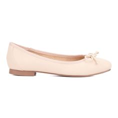 Experience a classic silhouette updated with a bold, squared off toe in our modern, edgy ballet flat. This slip-on style features a cushioned insole for all day comfort and is carefully embellished with a charming bow at the vamp. Made from buttery soft vegan leather, these flats offer a luxurious feel while being eco-friendly. Perfect for adding a touch of sophistication to any outfit, these ballet flats blend timeless elegance with contemporary flair. Feminine Fitted Ballet Flats With Round Toe, Trendy Fitted Flats For Spring, Chic Ballet Flats For Everyday, Chic Fitted Ballet Flats For Everyday, Classic Square Toe Flats For Spring, Casual Square Toe Ballet Flats For Spring, Chic Fitted Closed Toe Ballet Flats, Fitted Closed Toe Ballet Flats For Work, Formal Square Toe Ballet Flats For Spring