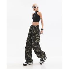 Age: 18-24 years old Size: S M L XL Style: Street Street: Hip hop Women's trouser waist height: High waist Color classification: camouflage gray N14 Catalog number: L225242 Year Season: Summer 2022 Thickness: Regular Clothing style details: pockets Trouser length: Long pants Women's pants type: cargo pants Sales channel type: Pure e-commerce (online only) Material composition: 100% of cotton 90s Fashion Baggy, Fashion Baggy, Hip Hop Women, Camouflage Cargo Pants, Street Fits, School Outfit Women, Trendy Pants, Pants Y2k, High Waist Trousers