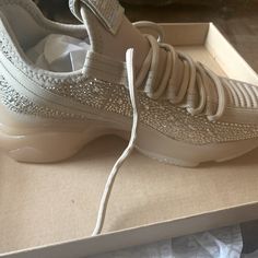 Brand New Sneakers Never Used Steve Madden Shoes, New Sneakers, Womens Shoes Sneakers, Steve Madden, Shoes Sneakers, Blush, Brand New, Women Shoes, Sneakers