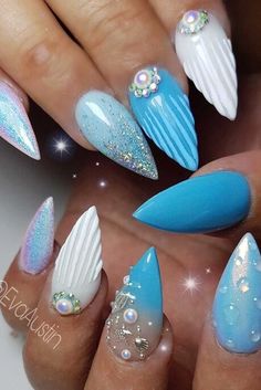 19 Fun Blue Nail Ideas to Do at Home Water Droplet Nails, Droplet Nails, Sea Nail Art, Blue Nail Ideas, Nails Water, Ideas For Short Nails, Cruise Nails, Sea Nails, Yellow Nail Art