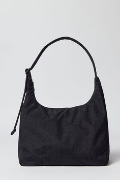 BAGGU Nylon Shoulder Bag Baggu Bag, Baggu Tote, Everyday Carry Bag, Baggu Bags, Black Hold, Nylon Shoulder Bag, Cloud Bag, Everyday Purse, Bow Bag