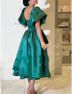 A-Line Cocktail Dresses Vintage Dress Formal Wedding Guest Tea Length Short Sleeve Square Neck Satin with Pleats Butterfly Elegant Green A-line Gown, Green Satin A-line Dress, V-neck Pleated Dresses For Banquet, Green V-neck Gown For Banquet, Green Gown For Spring Banquet, Green A-line Wedding Dress, A-line Satin Evening Dress For Wedding, Satin A-line Evening Dress For Wedding, Green Dress With Fitted Bodice For Banquet