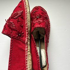 Antik Batik For Johnny Was Tori Espadrilles Red Embroidered Size 38 Us Size 8/ 7.5 New Without Box Msrp $210 Braided Jute And Raffia Made By Antik Batik Floral Details Slip-On Design Beautiful! Be Careful With Sizing 38 Fits 7.5 And 8 Red Flat Espadrilles With Woven Sole, Red Closed Toe Espadrilles For Spring, Red Slip-on Espadrilles With Woven Sole, Red Flat Espadrilles For Summer, Red Casual Espadrilles With Flat Heel, Casual Red Espadrilles With Flat Heel, Casual Red Closed Toe Espadrilles, Casual Red Flat Heel Espadrilles, Red Flat Espadrilles For Beach